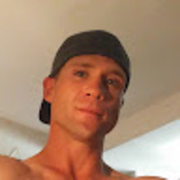 Meet your Posher, Ryan - Picture 1 of 1